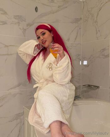 Leaked Lilyloutv private photo viral onlyfans