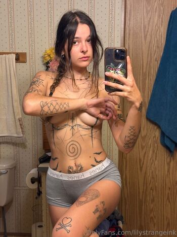 Leaked Lilystrangeink private photo viral onlyfans