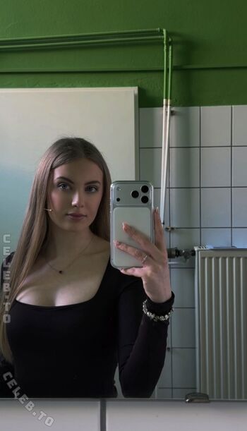Leaked Lina jost private photo viral onlyfans