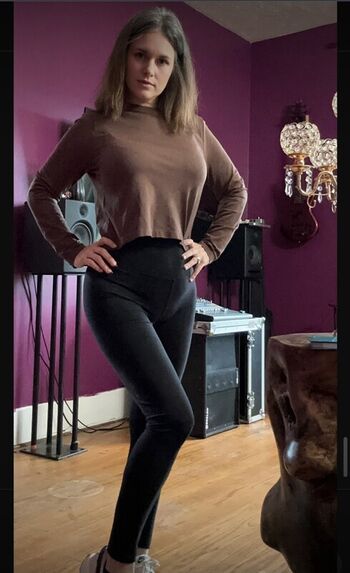 Leaked Linda crews private photo viral onlyfans
