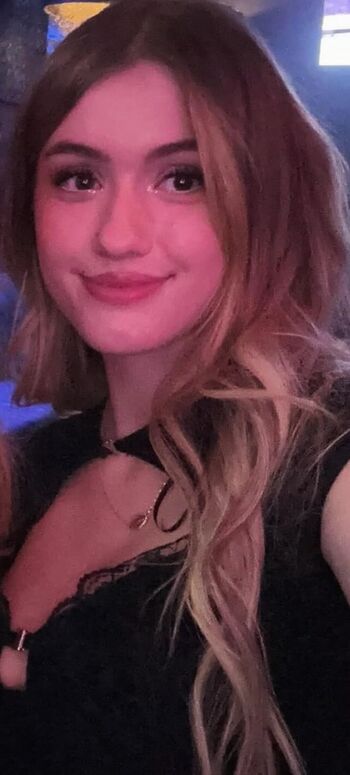 Leaked Lindsay braun private photo viral onlyfans