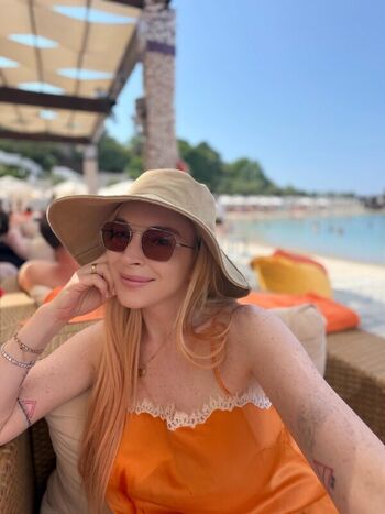 Leaked Lindsay lohan private photo viral onlyfans