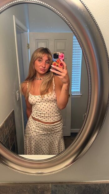 Leaked Lindsay sento private photo viral onlyfans