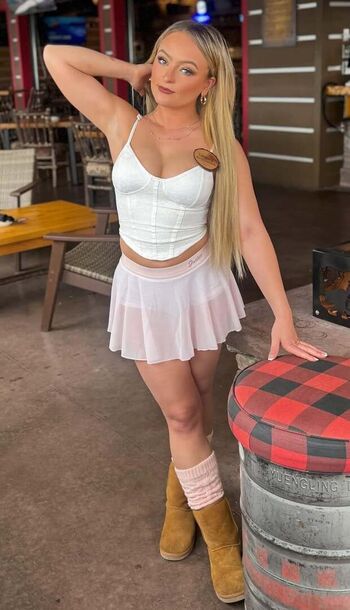Lindsey Hough