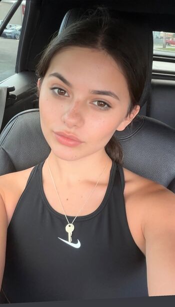 Lindsey Lamer