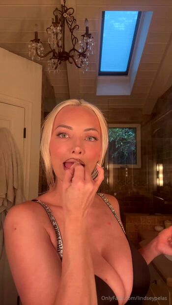 Leaked Lindsey pelas private photo viral onlyfans
