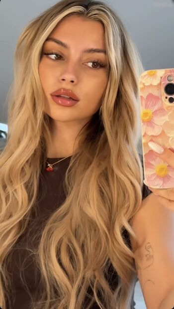 Leaked Linuschka private photo viral onlyfans