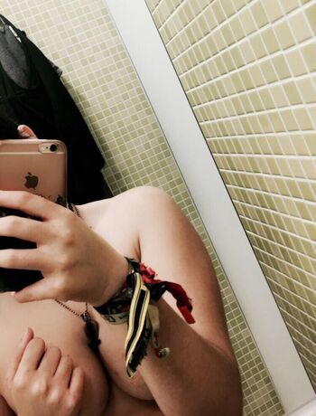 Leaked Lisa eberhart private photo viral onlyfans