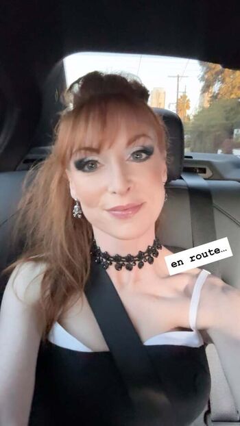 Lisa Foiles