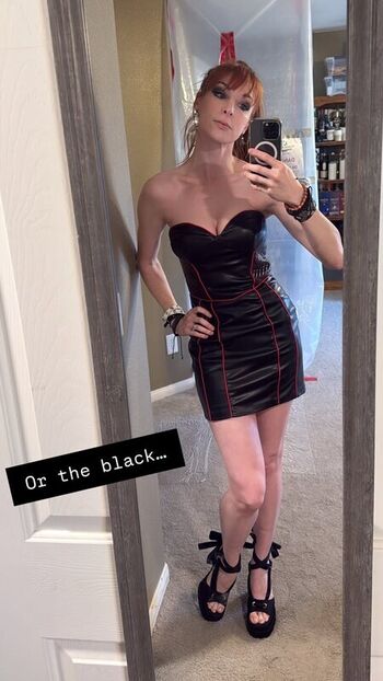 Leaked Lisa foiles private photo viral onlyfans