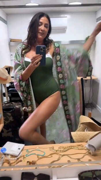 Lisa Snowdon