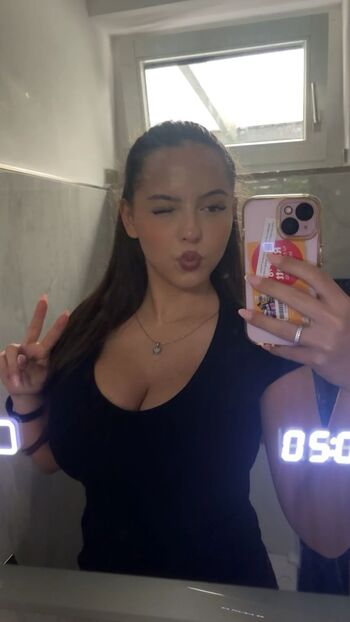 Leaked Lisahitii private photo viral onlyfans