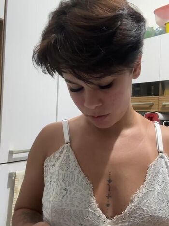 Leaked Lissperolaa private photo viral onlyfans