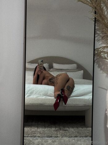 Leaked Littlebellsy page private photo viral onlyfans