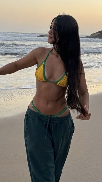Leaked Livia araujo private photo viral onlyfans