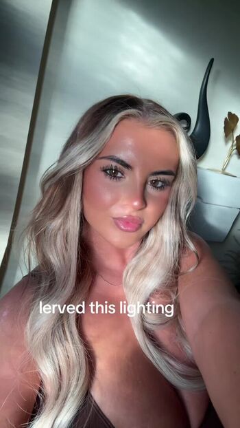 Leaked Livjoneszz private photo viral onlyfans