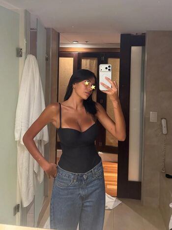 Leaked Liyamizrahii private photo viral onlyfans