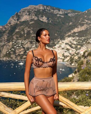 Leaked Liza makhu private photo viral onlyfans