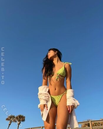 Lizelle Pear