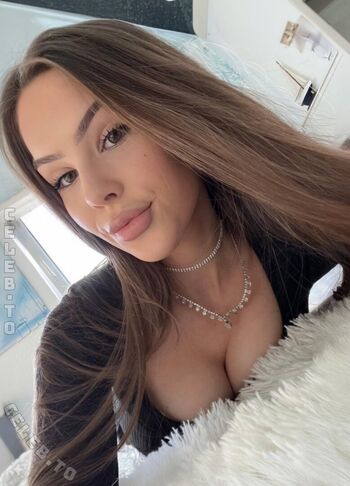Leaked Lizezki private photo viral onlyfans