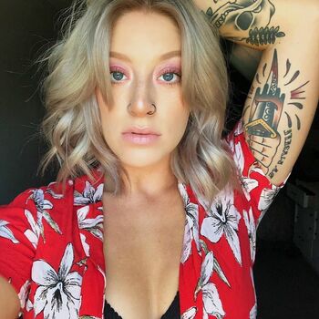 Leaked Lizz pedersen private photo viral onlyfans