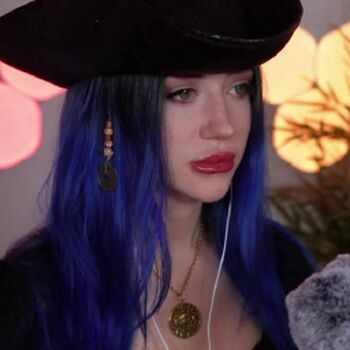 Lizzie Le Strange