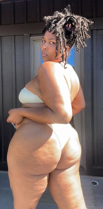 Leaked Lizzo private photo viral onlyfans