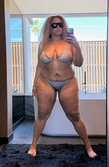 Leaked Lizzo private photo viral onlyfans