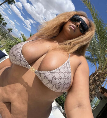 Leaked Lizzo private photo viral onlyfans