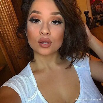 Leaked Lizzywurst page private photo viral onlyfans