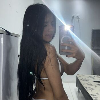 Leaked Llaralys private photo viral onlyfans