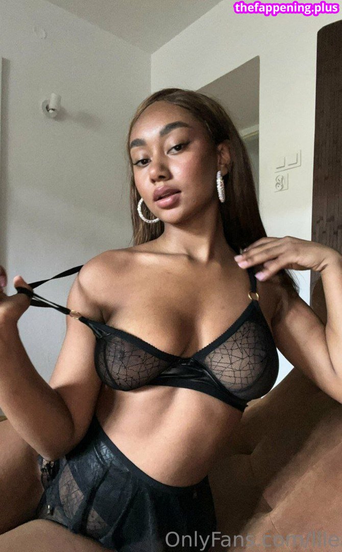 elizabeth anorue / llleasy / llleasy_ Naakte OnlyFans Foto #19