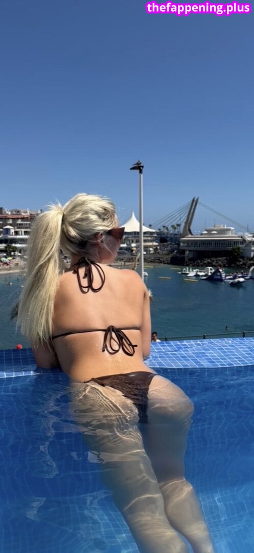 Corey & Llorenna / Llorenna Hodgkinson / corey-and-llorenna / popular Naakte OnlyFans Foto #17