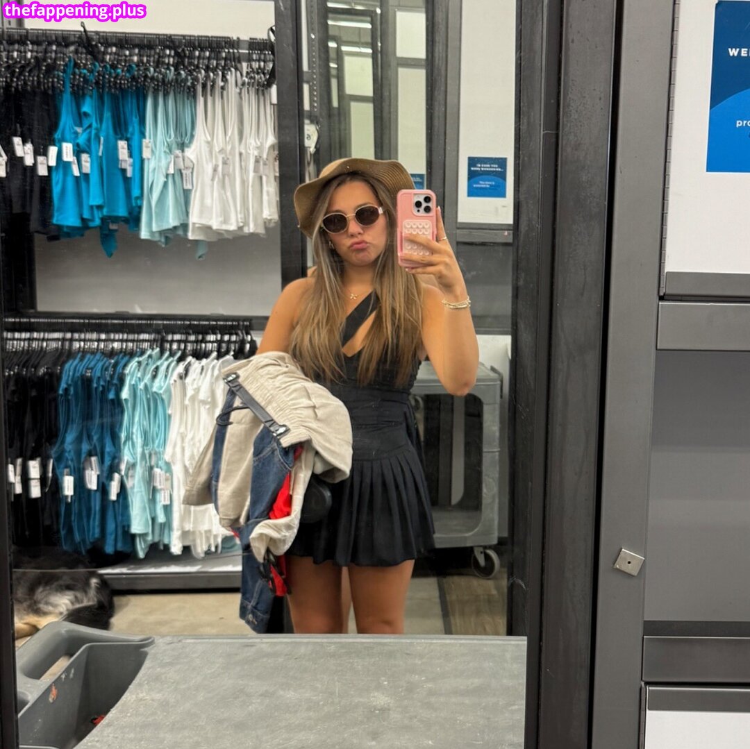 Llyssa Nichole / alyyssanicole / llyssanicholee Nacktes OnlyFans Foto #19