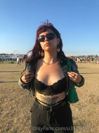 Leaked Lola deinnn private photo viral onlyfans