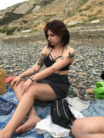 Leaked Lola deinnn private photo viral onlyfans