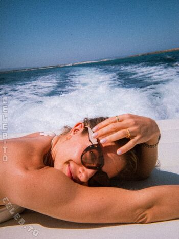 Leaked Lola weippert private photo viral onlyfans
