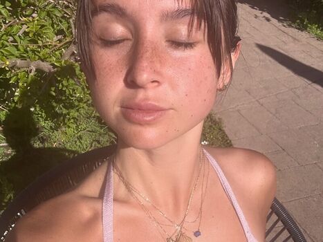 Leaked Lolaastevens private photo viral onlyfans