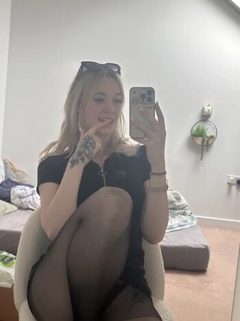 lolabunnyblondie
