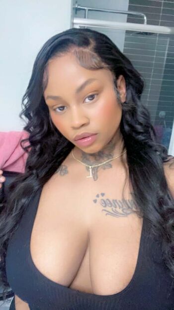 Leaked Lolaivy private photo viral onlyfans