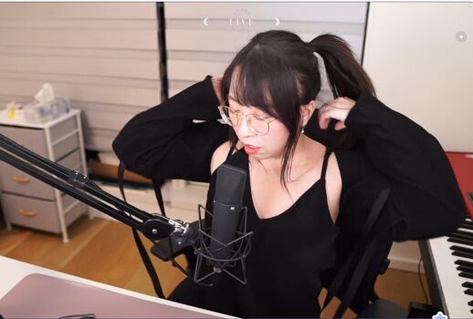 Leaked Lolnatsumiii private photo viral onlyfans
