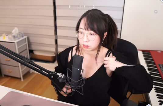 Leaked Lolnatsumiii private photo viral onlyfans
