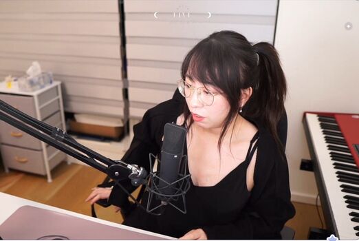 Leaked Lolnatsumiii private photo viral onlyfans