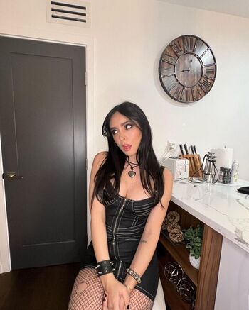 Leaked Puwapuwamari/ private photo viral onlyfans