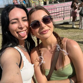 Leaked Sude beren ataselim/ private photo viral onlyfans