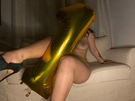 Leaked Loloryie private photo viral onlyfans