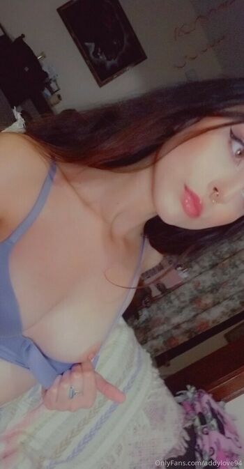 lonelypeaches