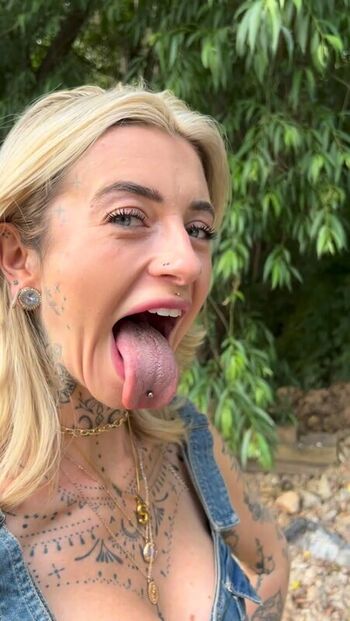 Long Tongue Fetish