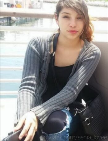 loovee_seeniaa
