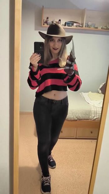 Leaked Loreniitta private photo viral onlyfans